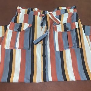 Midi length, striped skirt